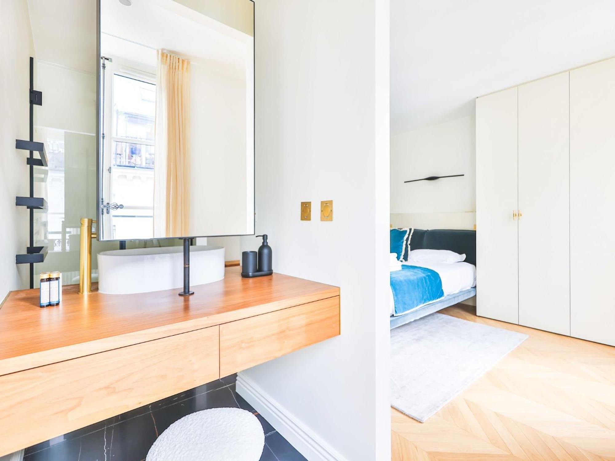 Beautiful Modern 3 Bdr 6p C Ur De Appartement *
