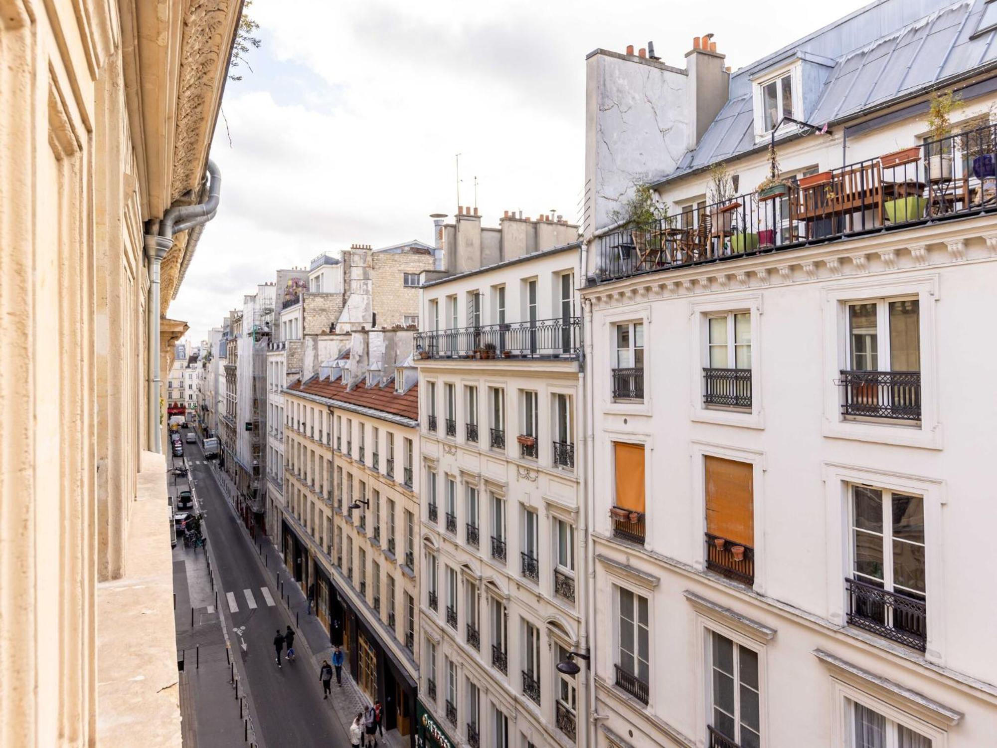Beautiful Modern 3 Bdr 6p C Ur De Appartement