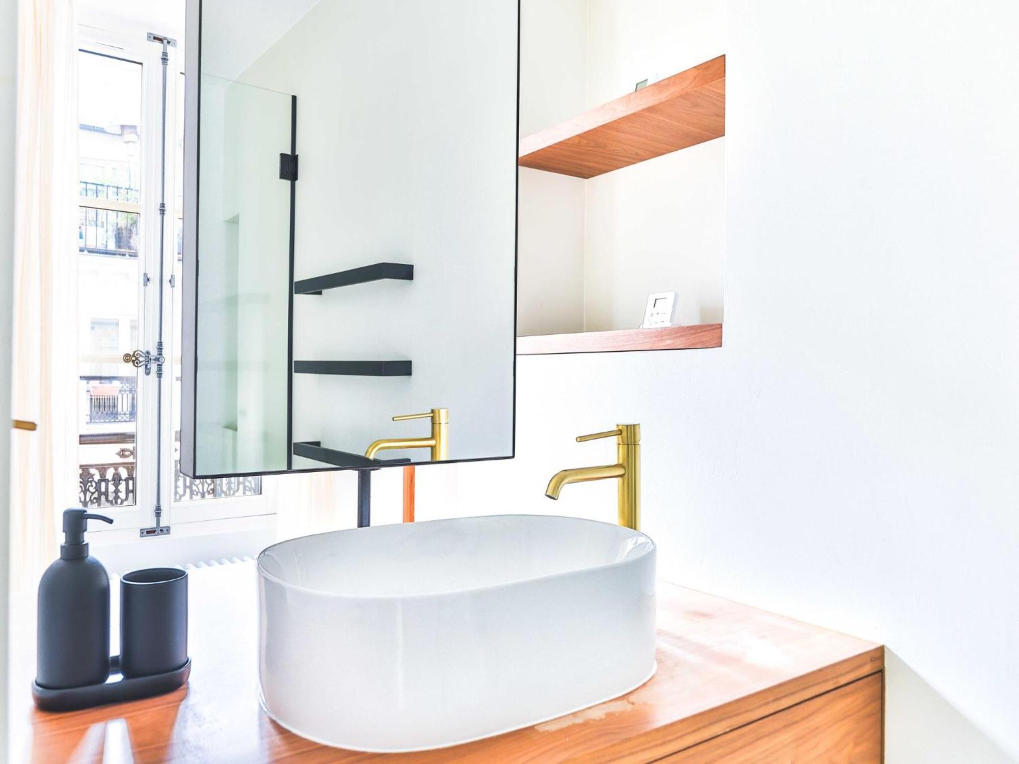 Beautiful Modern 3 Bdr 6p C Ur De Appartement *
