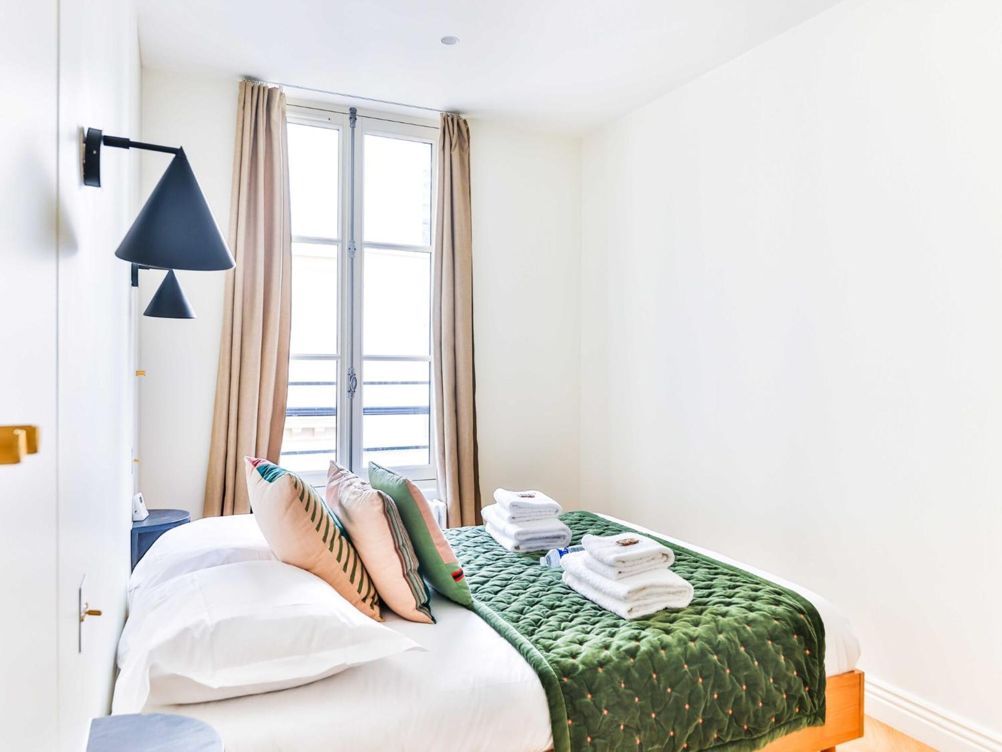 Beautiful Modern 3 Bdr 6p C Ur De Appartement *